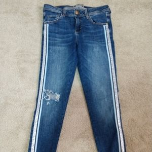 Zara Size 4 Ankle Jeans